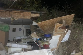 foto mal de pamant prabusit peste o locuinta in judetul tulcea mai multe persoane evacuate 6902d8838f238