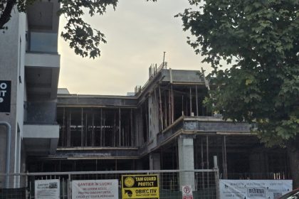 galerie foto peisaj urban sufocant bloc cu noua etaje lipit de unul existent pe bulevardul 1 mai cercetare arheologica aprobata 68fec14d88e12