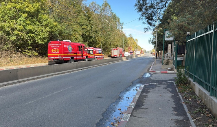 incendiu in pipera doua masini au luat foc gazele au fost oprite in zona iar 58 persoane au fost evacuate dintr un hotel 68f4b7efd9f05