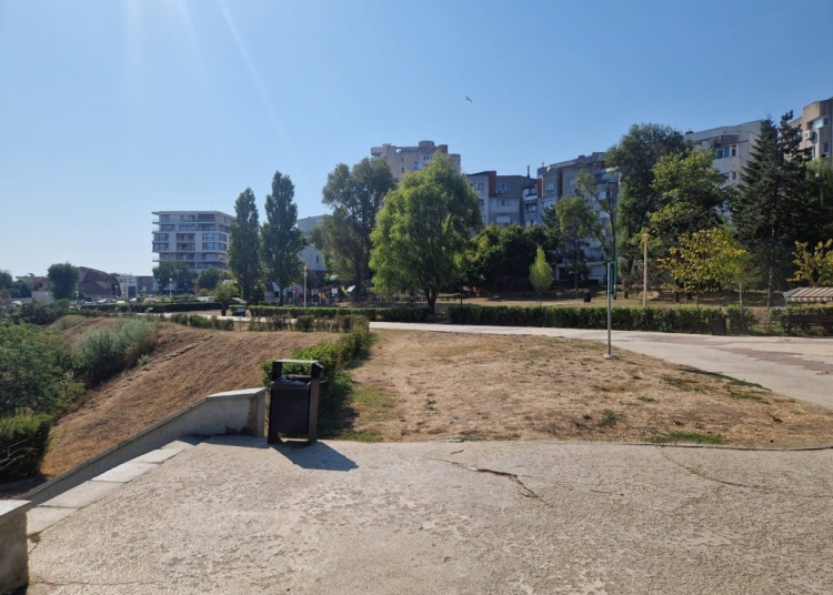 mai multe firme se bat pentru contractul de 49 de milioane de lei al promenadei din faleza nord 68deffe539f7c