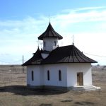 manastirea dumbraveni si consiliul local au facut pace intr un litigiu care avea ca miza 10 hectare de teren 690168e24c4a1