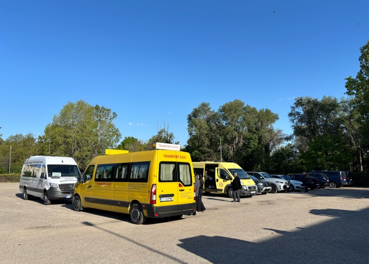 microbuz scolar executat silit intr o comuna din cauza datoriilor administratiei locale 68ecaf4e354c2