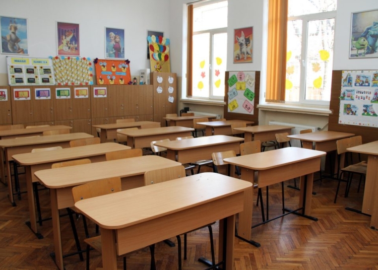 ministerul educatiei a aprobat suspendarea cursurilor in judetul constanta pe 8 octombrie din cauza codului rosu de ploi 68e4fdde0c10d
