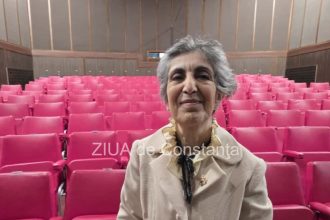 momente emotionante la teatrul pentru copii si tineret constanta anaid tavitian primeste premiul uniunii armenilor din romania foto 68e0d4987f458