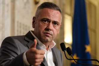 motiunea aur impotriva lui florin barbu ministrului agriculturii a fost respinsa de camera deputatilor 68f8b374db868