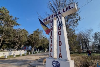 o angajata a spitalului medgidia a suferit un infarct in timpul serviciului salvata datorita interventiei colegilor si a noului laborator al spitalului judetean constanta 68fdfcf9636c6