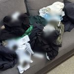 Peste o sută de articole vestimentare falsificate, confiscate din târgul săptămânal. 9 peste o suta de articole vestimentare contrafacute confiscate din targul saptamanal din constanta 68fe053074fb2