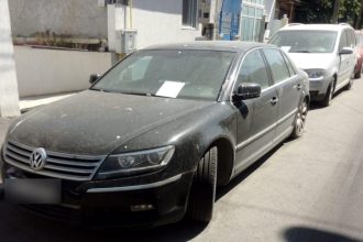 politia locala continua sa ridice masinile abandonate din constanta 68edf63c995b3