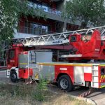 pompierii isu dobrogea chemati sa indeparteze o bucata de balcon care ameninta sa cada in centrul constantei 68e0ff7e34c15