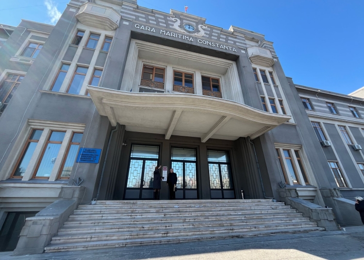 portul constanta obligat la despagubiri de aproape 25 milioane de euro catre o firma de pilotaj procesul continua 68ee0bf8a52be