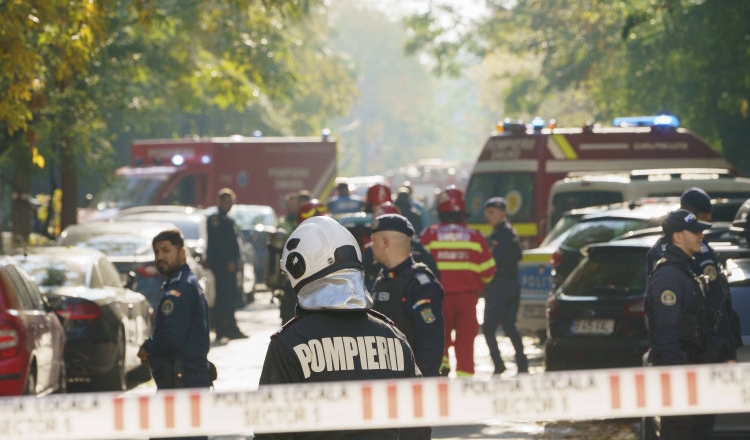 premierul ilie bolojan dupa explozia din rahova doi raniti vor fi transferati in strainatate foarte probabil blocul va fi demolat 68f222ff775b0
