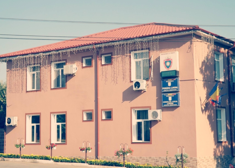 primaria lumina investeste intr o aplicatie de car sharing pentru transportul elevilor 68f1854ddf6ad