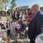 primarul cristian cirjaliu prezent la targul toamnei 68fa48ebd990a