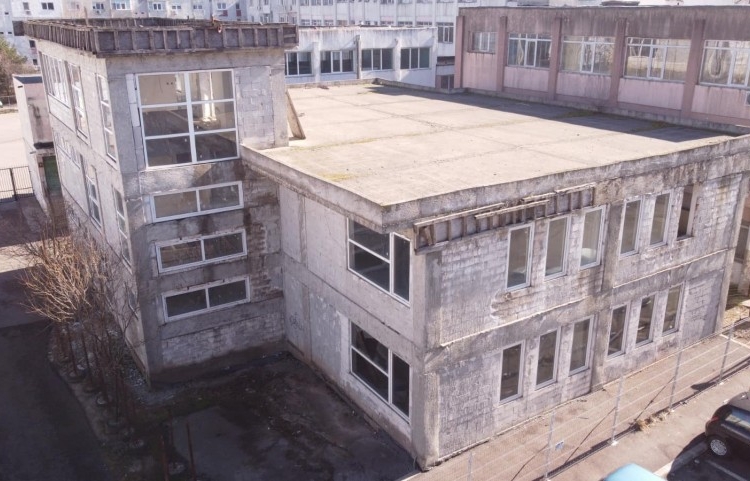 primarul vergil chitac sustine ca va fi finalizat imobilul parasit de 15 ani de la gradinita lumea povestilor 6902657d6f1dd