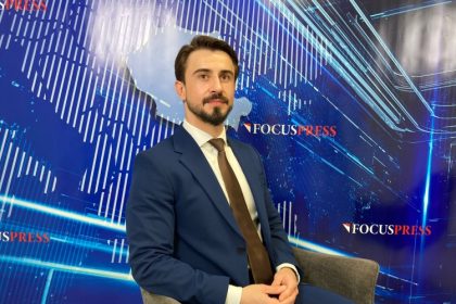 procurorul daniel olteanu este de azi noul adjunct al parchetului de pe langa judecatoria constanta 68f7b8ae38d50