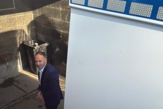 profesorul de religie de la energetic acuzat de pornografie infantila ramane in arest 68dcf8440d317