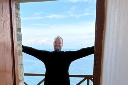 proiect umanitar initiat de preotul claudiu banu alungam foamea pentru 15 000 de copii si voi puteti participa 68f81f432717f