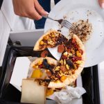 romanii campioni europeni la risipa alimentara 25 milioane de tone de mancare sunt aruncate la gunoi anual 68f0cba374364