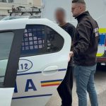 Incident în Tomis Nord: un preot a distrus geamul unei mașini și, la apariția poliției, a devenit agresiv, fiind ulterior reținut. 9 scandal in tomis nord un preot a spart geamul unei masini la vederea politistilor a devenit recalcitrant si a fost incatusat 6903f21755425