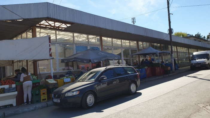 scandal socant in piata la medgidia a stropit 3 tone de pepeni cu benzina si a amenintat cu moartea te fac zombi iti dau foc 68ec34c22a49f