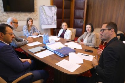 se pun bazele programului de internship pentru tinerii urbei rasauteanu ei trebuie sa aiba sanse egale la angajare 68f816f2c765d