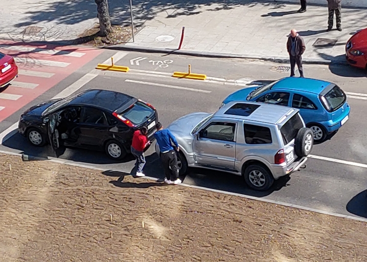 se schimba modul in care vor fi constatate accidentele rutiere ce prevede un proiect lansat in dezbatere publica de mai 68ee75f891290