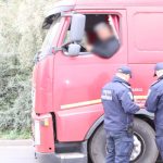 sofer din belarus cu tir neinmatriculat si roman fara permis opriti de politistii de frontiera 68de3976a61f4