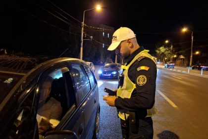 sofer fara permis prins baut la volan pe aleea albatrosului 68fdff5c08aba