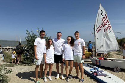 studenti de la universitatea ovidius experienta de nepretuit pe lacul razelm la regata nod in papura 68f358fef1c0d