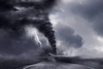 tornada langa paris un mort si mai multi raniti 68f7321360c91