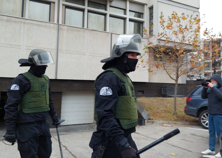 un barbat din bistrita pregatea un atentat terorist el a produs dispozitive explozive si le a si testat 68dfc7c777dce