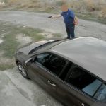 video caine impuscat cu un pistol cu bile in palazu mare 68dc54d4c6938