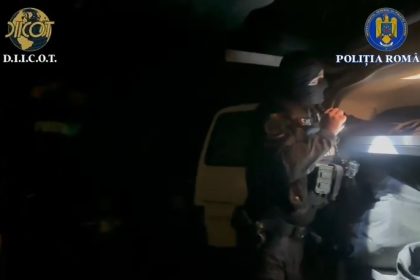 video perchezitii diicot in constanta si alte 9 judete retea care falsifica acte de identitate permise si diplome destructurata 68e75fea8a8f4