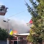 video update un barbat a ajuns la spital incendiu la o locuinta din eforie nord flacarile s au extins si la alte locuinte 68f4ae8c3f43b