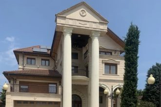 vila de lux cu piscina si crama scoasa la vanzare in constanta pentru 3 milioane de euro 68dc6408f2c8d