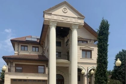 vila de lux cu piscina si crama scoasa la vanzare in constanta pentru 3 milioane de euro 68dc6408f2c8d
