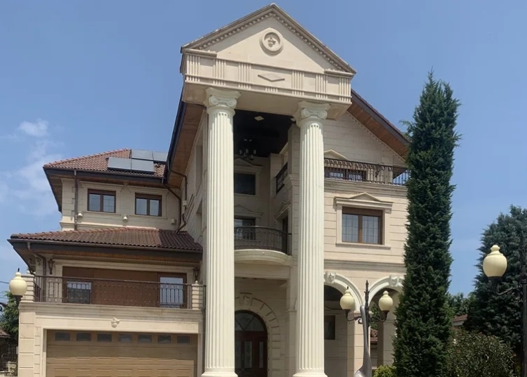 vila de lux cu piscina si crama scoasa la vanzare in constanta pentru 3 milioane de euro 68dc6408f2c8d