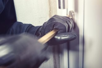 zona din constanta declarata alarmanta traficant de droguri jefuit de vecinul care recunostea furturile dar le tot repeta 6902c16dd22ee