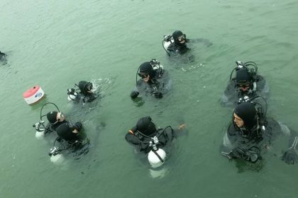 15 noiembrie ziua scafandrilor militari centrul 39 scafandri constanta implineste 58 de ani de la infiintare 69183f5603892