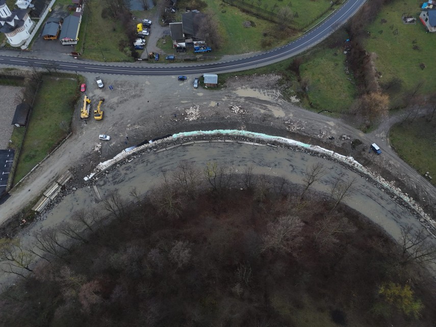 a doua verificare a capacitatii de tranzitare a debitelor pe raul arges aval de barajul vidraru 691de69d02828