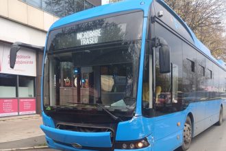 accident rutier intre o masina si un autobuz ct bus pe bulevardul alexandru lapusneanu 691437e65d9cb