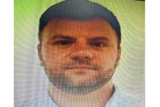 acest barbat din constanta a plecat in spania si familia nu mai stie nimic de el sunati la 112 daca l ati vazut 690dbd63e2f0f