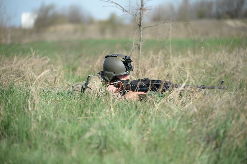 acord intre guvernele romaniei si germaniei ce reglementeaza deplasarea si stationarea militarilor in cele doua state 6928535879491