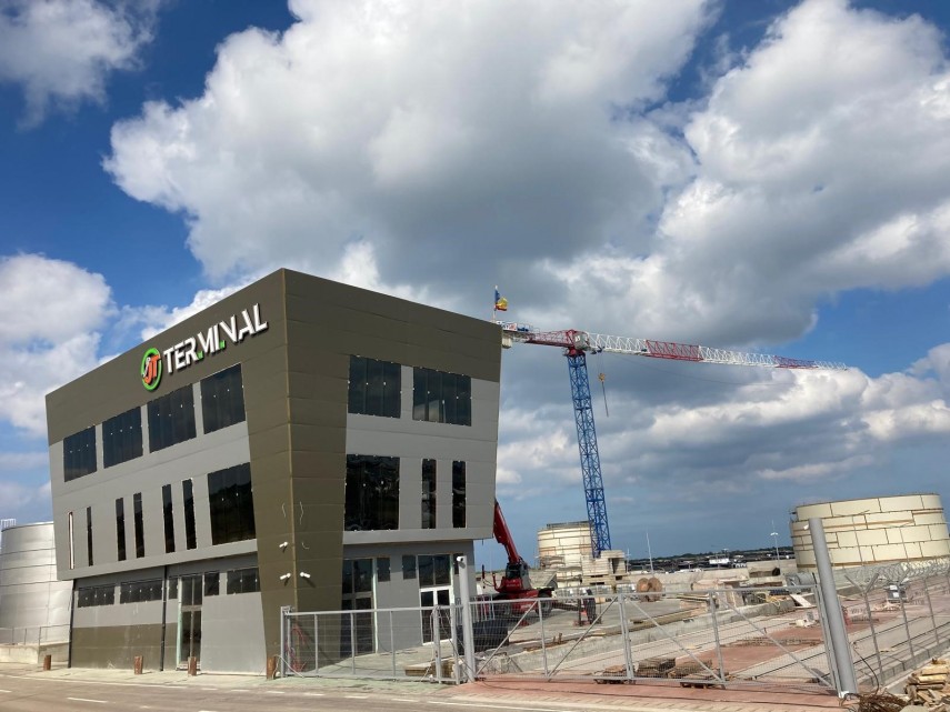 actionarii de la j t grup oil sa au prelungit imprumuturile acordate de bcr 691ed35792c7e