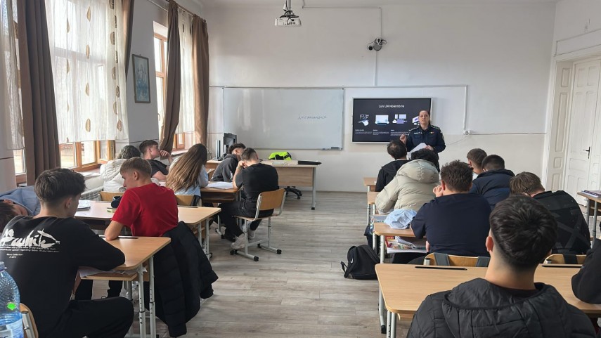 actiuni de prevenire a traficului de droguri in randul elevilor derulate de ipj tulcea 6925724a7101c