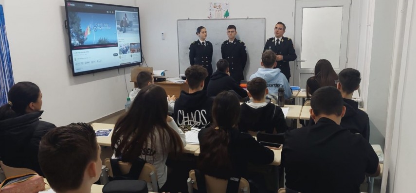 activitati de promovare a carierei militare la scolile din biruinta topraisar si movilita 691d734cc546b