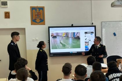 activitati de promovare a profesiei militare la scoala gimnaziala nr 43 ferdinand si la scoala gimnaziala nr 12 b p hasdeu 6920164f9207a