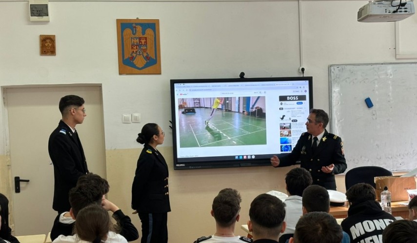 activitati de promovare a profesiei militare la scoala gimnaziala nr 43 ferdinand si la scoala gimnaziala nr 12 b p hasdeu 6920164f9207a