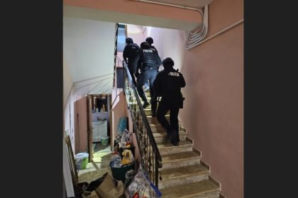 administratorul unei firme din judet a fost adus cu arcanul la politie pentru ca a uitat sa plateasca impozitele si contributiile cu retinere la sursa 690ce26c927c6