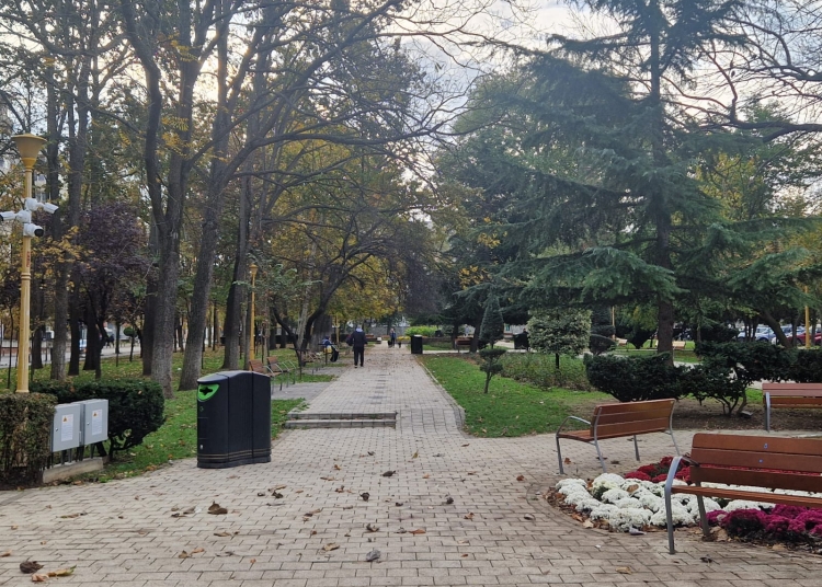 barbat gasit mort in parcul din tomis ii 6909b70609395